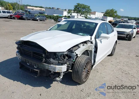 2017 Ford Fusion Titanium из США, поврежденный, VIN 3FA6P0K90HR115264